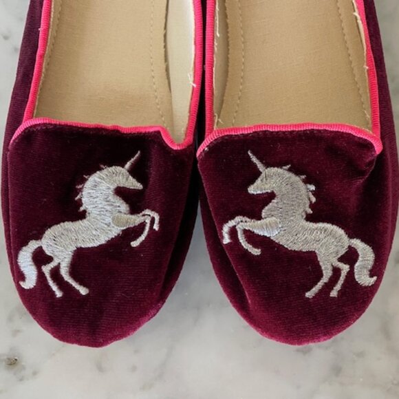 GAP KIDS Velvet Graphic Unicorn Red Flats 5 - Picture 3 of 14